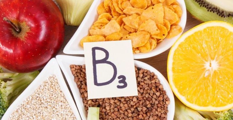 Niacyna - rola i funkcje w organizmie. Najlepsze źródła witaminy B3
