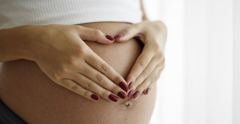 Będę mamą! Od poczęcia do porodu