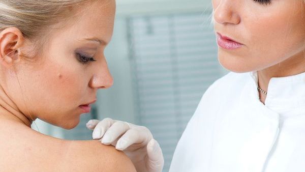 Wideodermatoskopia całego ciała + konsultacja dermatologa