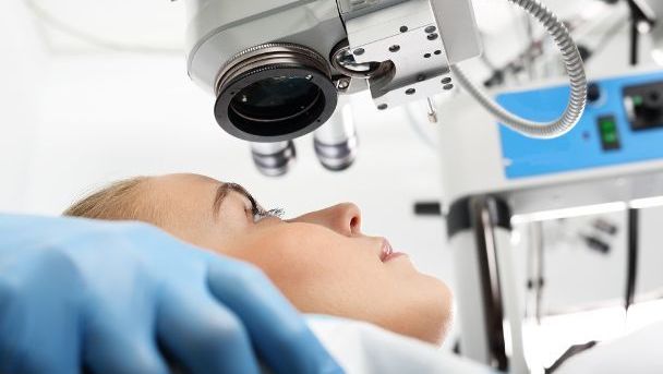 Irydotomia laserowa - jaskra (jedno oko)