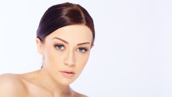 Mezoterapia igłowa rozjaśniająca przebarwienia-twarz,szyja,dekolt