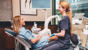 Pakiet: Przegląd stomatologiczny i pierwsze wypełnienie