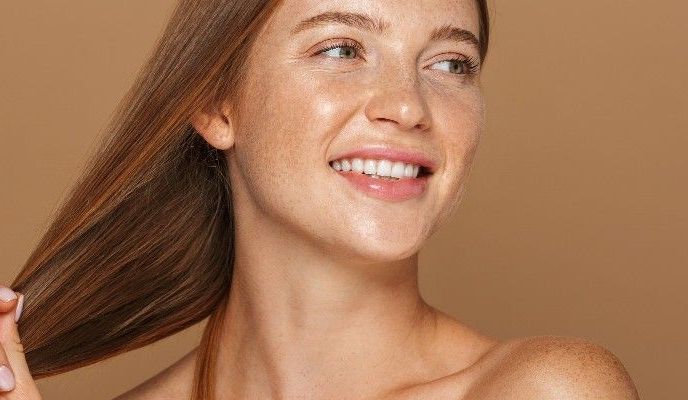 Sposoby na piękne włosy i paznokcie