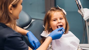 Przegląd stomatologiczny dla dzieci