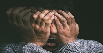 Schizofrenia to choroba psychiczna, która objawia się zaburzeniem świadomości. Schizofrenia to choroba ludzi młodych, w większości dotyka płci męskiej. Jakie są objawy schizofrenii u mężczyzn?